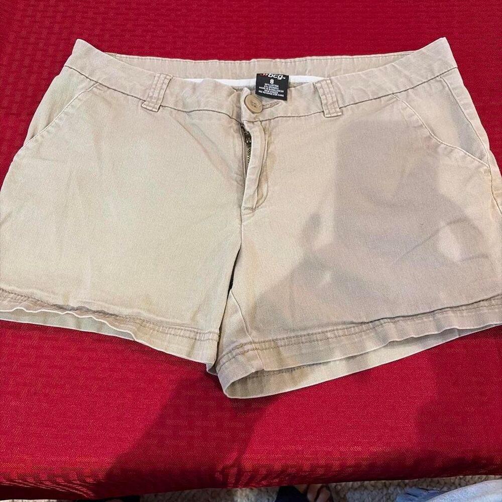 Bcg Women's Tan and Cream Shorts